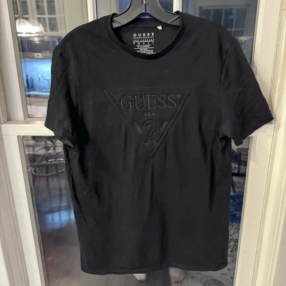Guess Men's Embossed Quilted Logo Jet Black T-Shirt Small - Picture 9 of 9